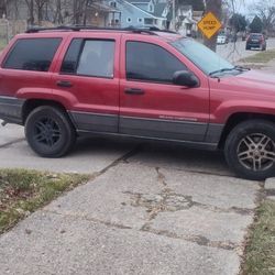 2004 Jeep Laredo $900 OBO
