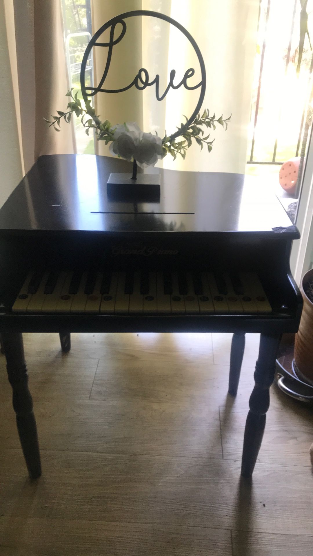 Mini Grand Piano
