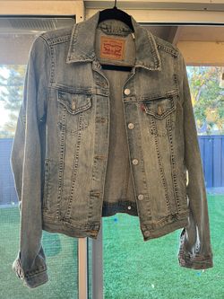 Women’s Levi’s Denim Jacket