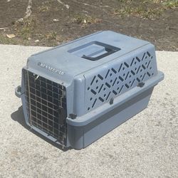 Cat, Dog, Pet Carrier Kennel Cab 18” x 10” x 10”