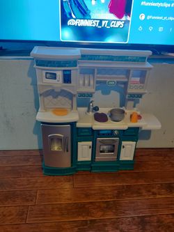 Play Kitchen