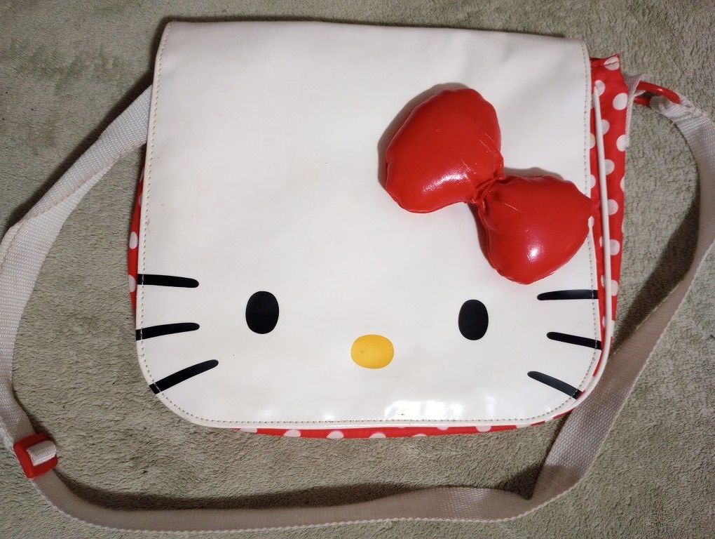 Hello Kitty Purse