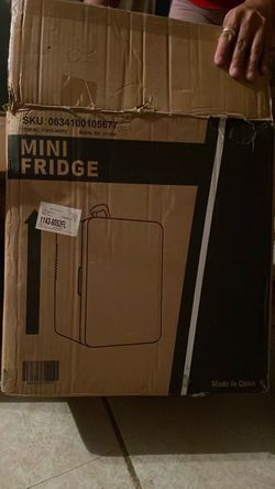 Mini fridge