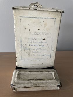 Vintage Metal Matchbox Holder