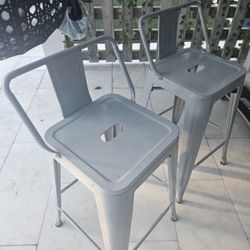24in Bar Stools 
