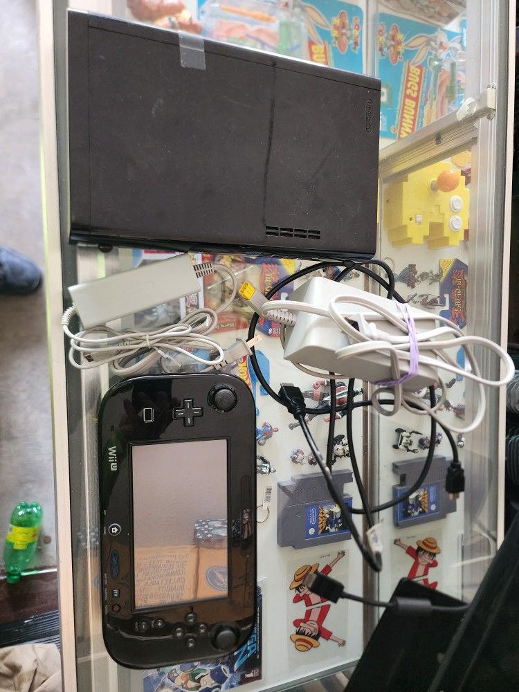 Nintendo Wii U With Pad