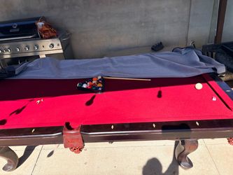 Pool table