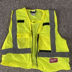 Milwaukee Safety Vest