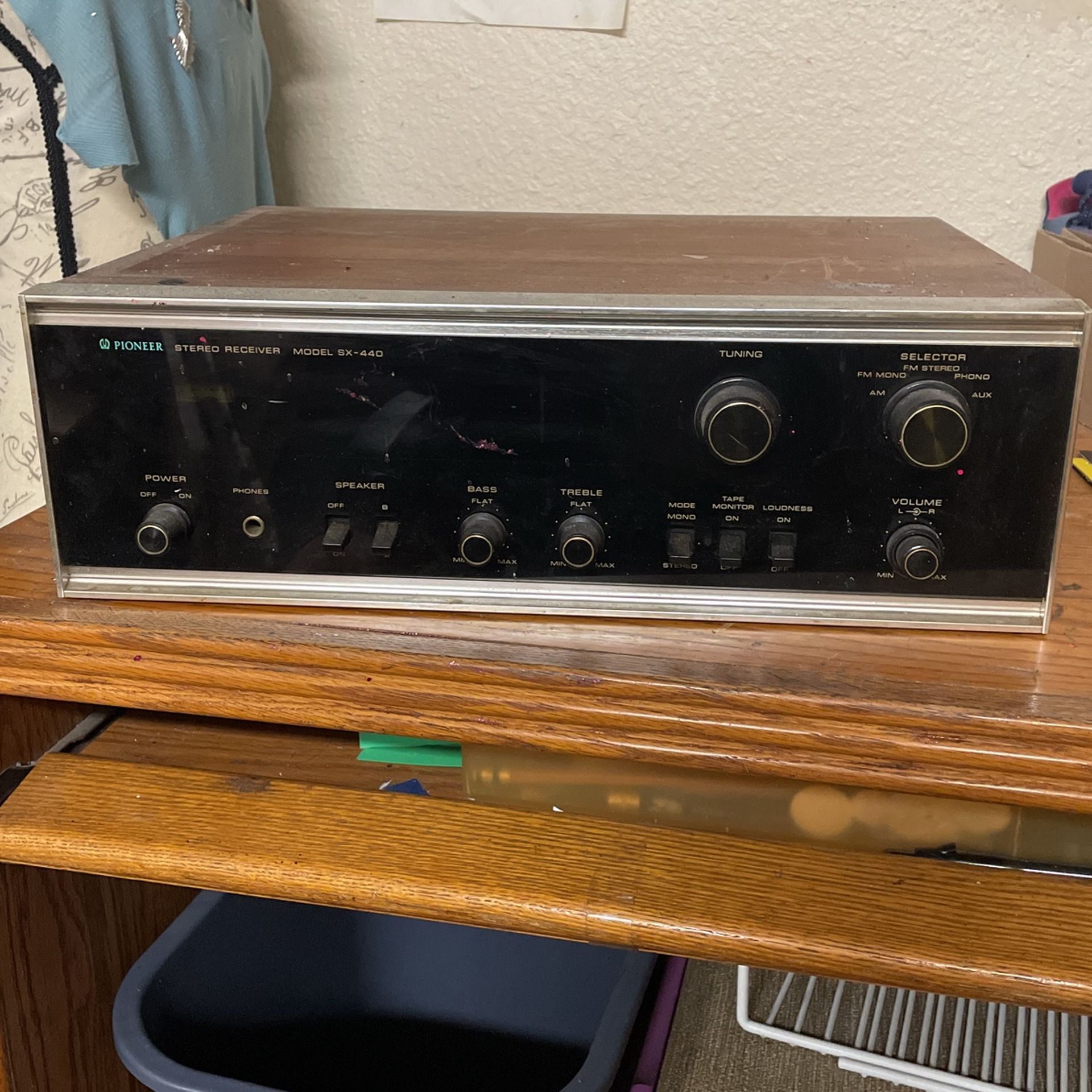Pioneer Model SX 440 Stereo Receiver