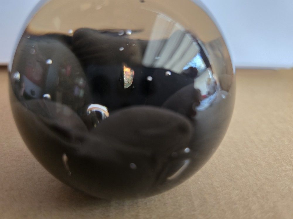 Glass paperweight