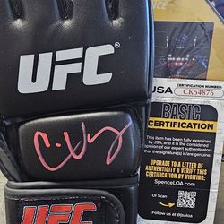 Cain Velasquez SIGNED (JSA COA) UFC Glove autographed MMA