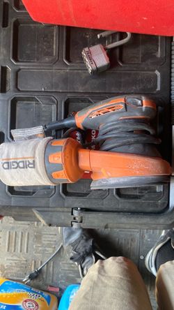 RIDGID Orbital Sander with Dust Bag