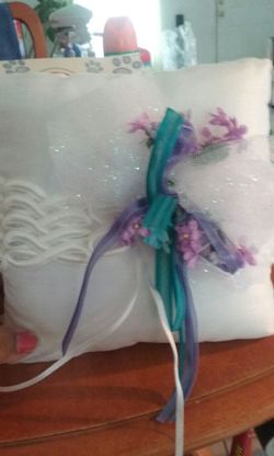 Wedding rings pillow