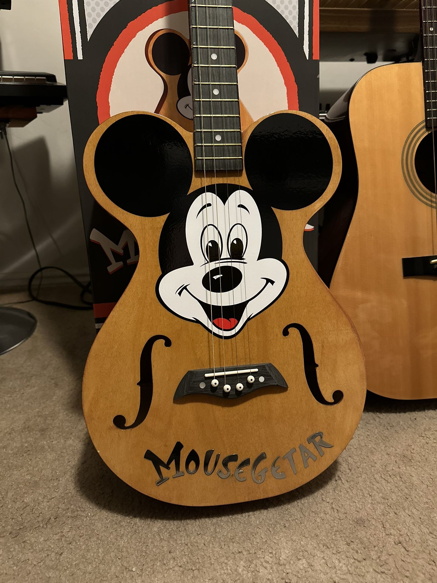 Disney Mickey Mouse Guitar Mousegetar 