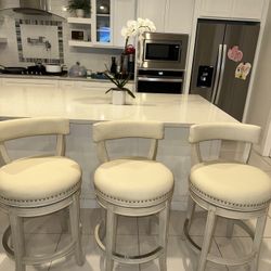 Maven Lane Alexander Stools Tall Counter Height Rotating Low Back Barstool White Oak kitchen chair new