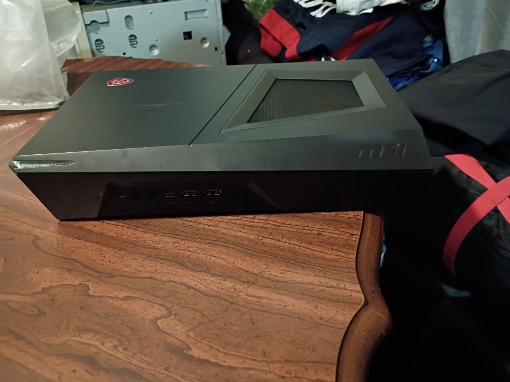 MSI MPG Trident 3 10SI-002US Gaming Desktop 