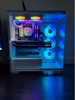 CORSAIR DOMINATOR PLATINUM RGB DDR5 RAM 32GB (2x16GB) 5600MHz With Corsair 2TB M.2 READ DESCRIPTION PICK UP ONLY NO TRADE FIRM ON PRICE 💲550 FOR All