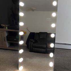 VANITIl Hollywood Vanity Mirror - Full Length Vanity Mirror