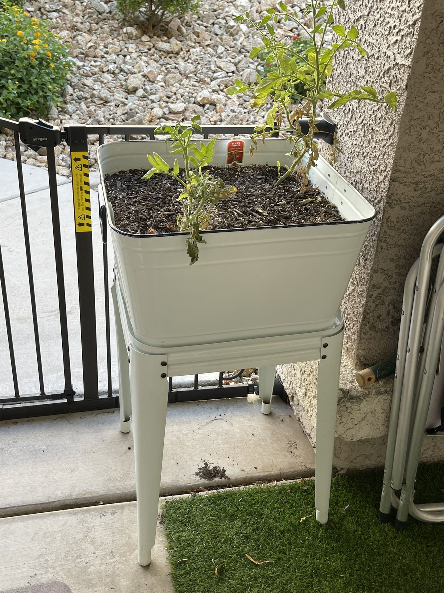 Standing Flower Pots/beds