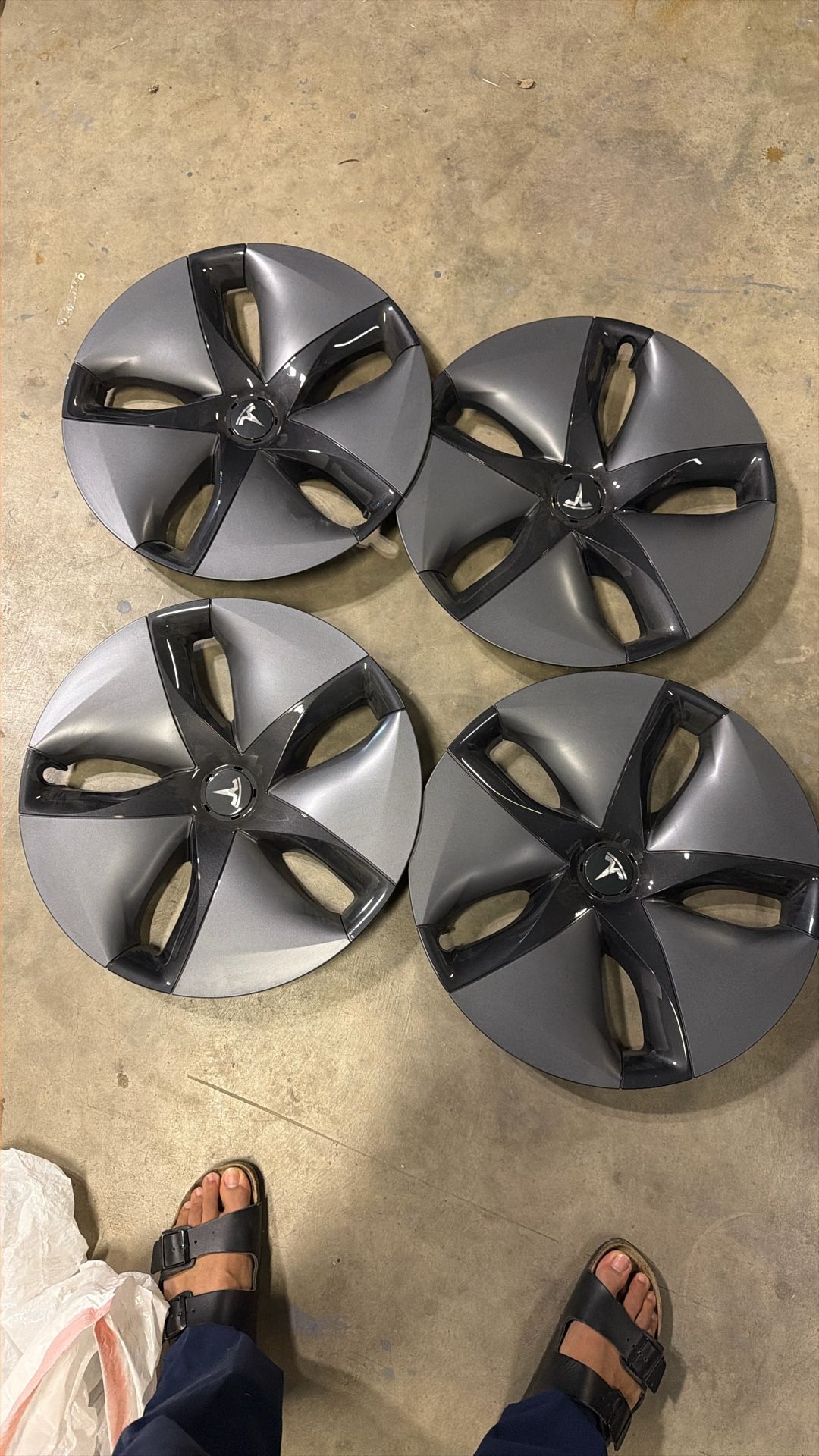 Tesla 18in Model 3 Wheel Covers 