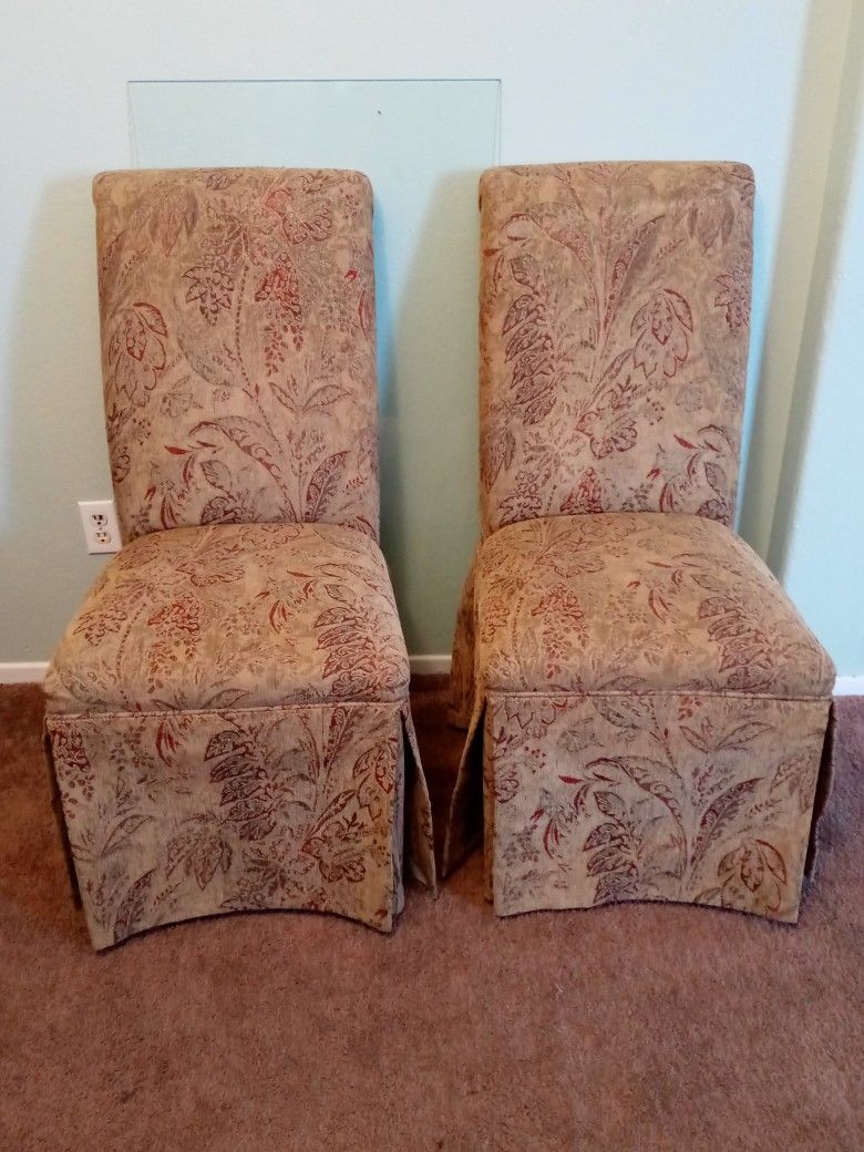 Set Of 2 Decorative Chairs