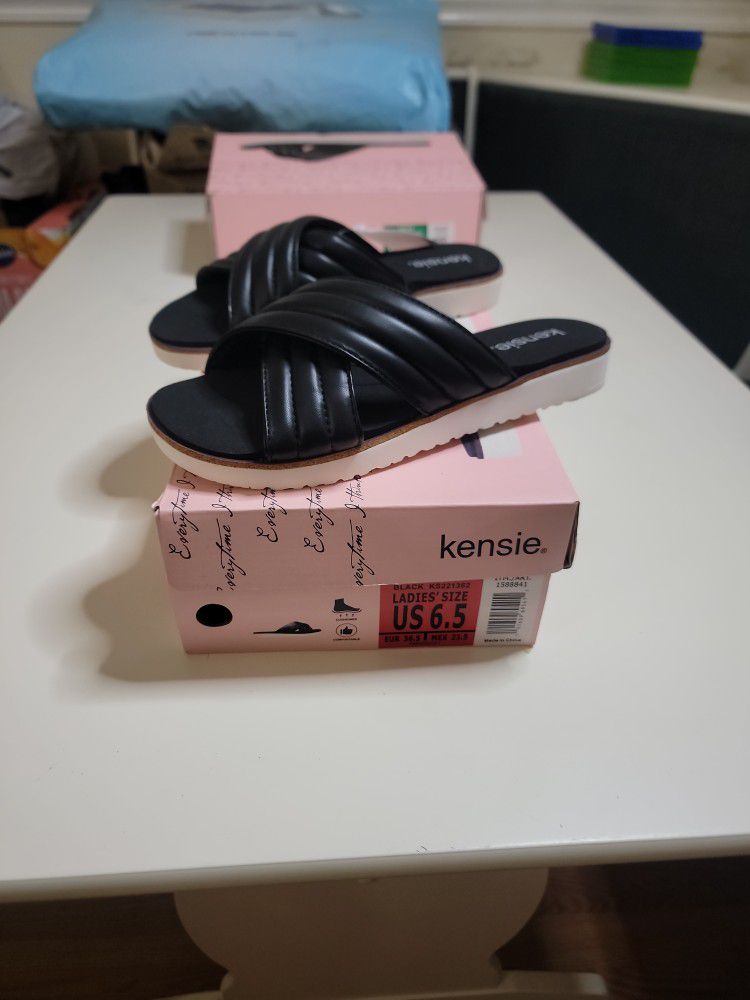 Kensie Women's Sandals Size 6.5