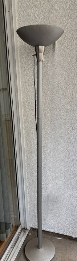 Long standing lamp