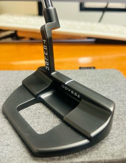 Trade! Odyssey Toulon Seattle Putter with Masters Stability Shaft