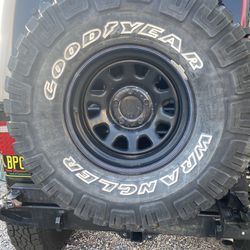 15x10. Jeep Wheels. And Spare Tire 