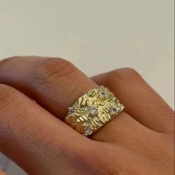 Gold Nugget ring, with Lab-made Diamonds 