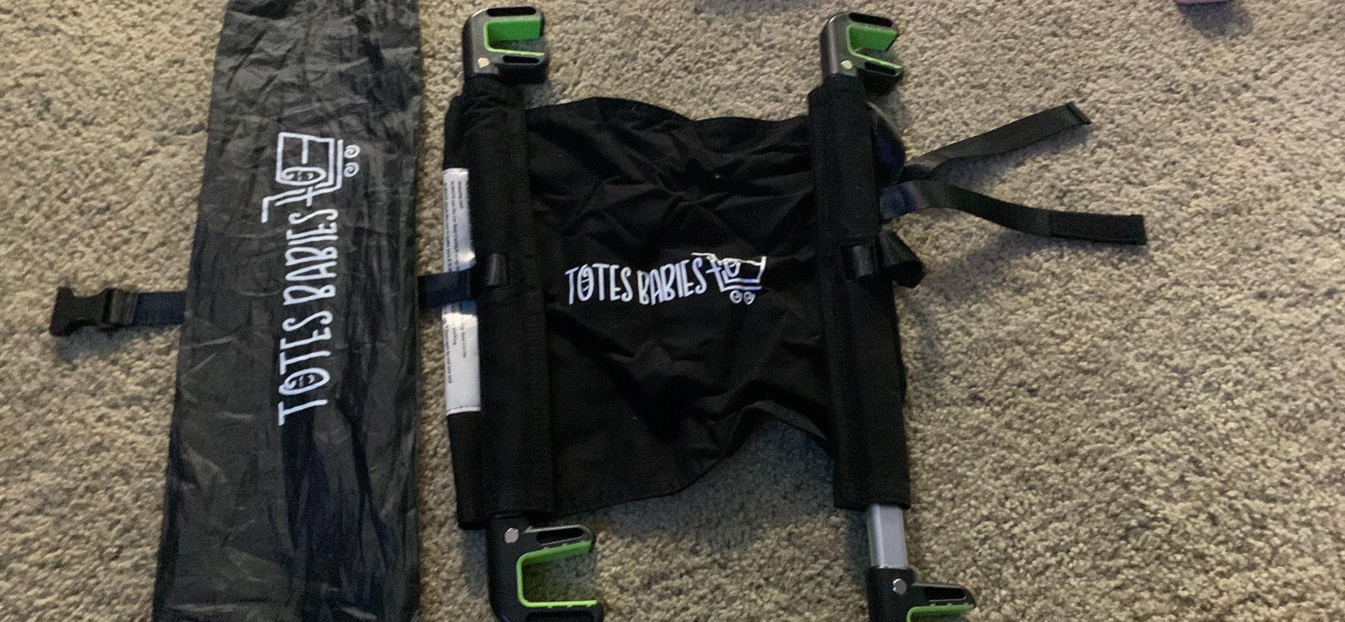 Totes Babies Car seat Carrier 