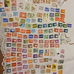 “Vintage World Stamp Lot – 100+ Used Stamps”