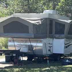 2013 Forest River Flagstaff