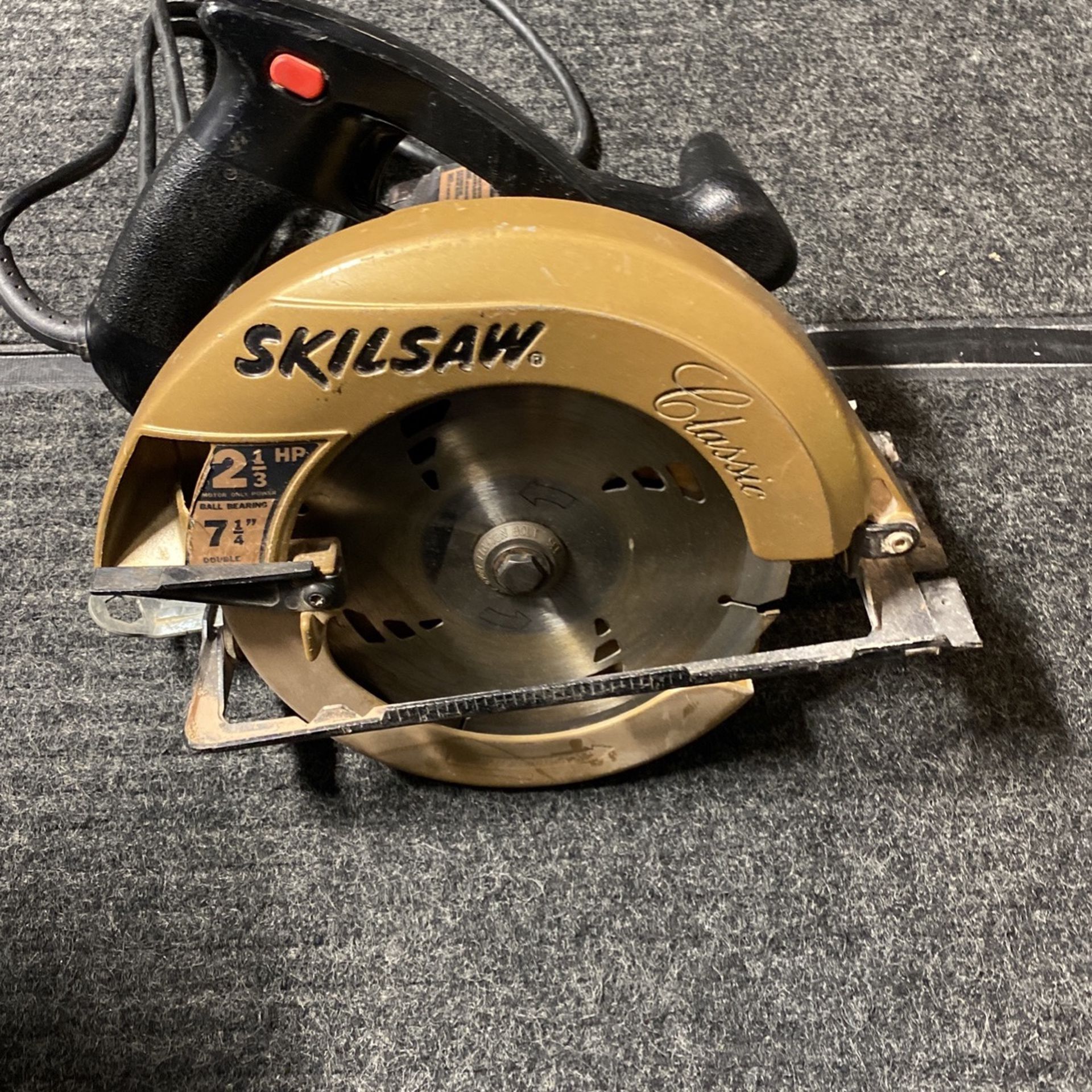 Skilsaw Classic 7 1/4” Circular Saw