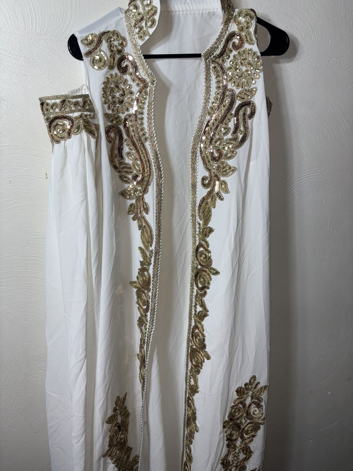 White Islamic Beautiful Abaya