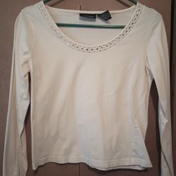 New York & Company White Studded Collar Top 100% Cotton Top Sz Medium $5 MPU SERIOUS INQUIRIES ONLY