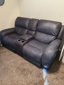 Sofa/ Loveseat