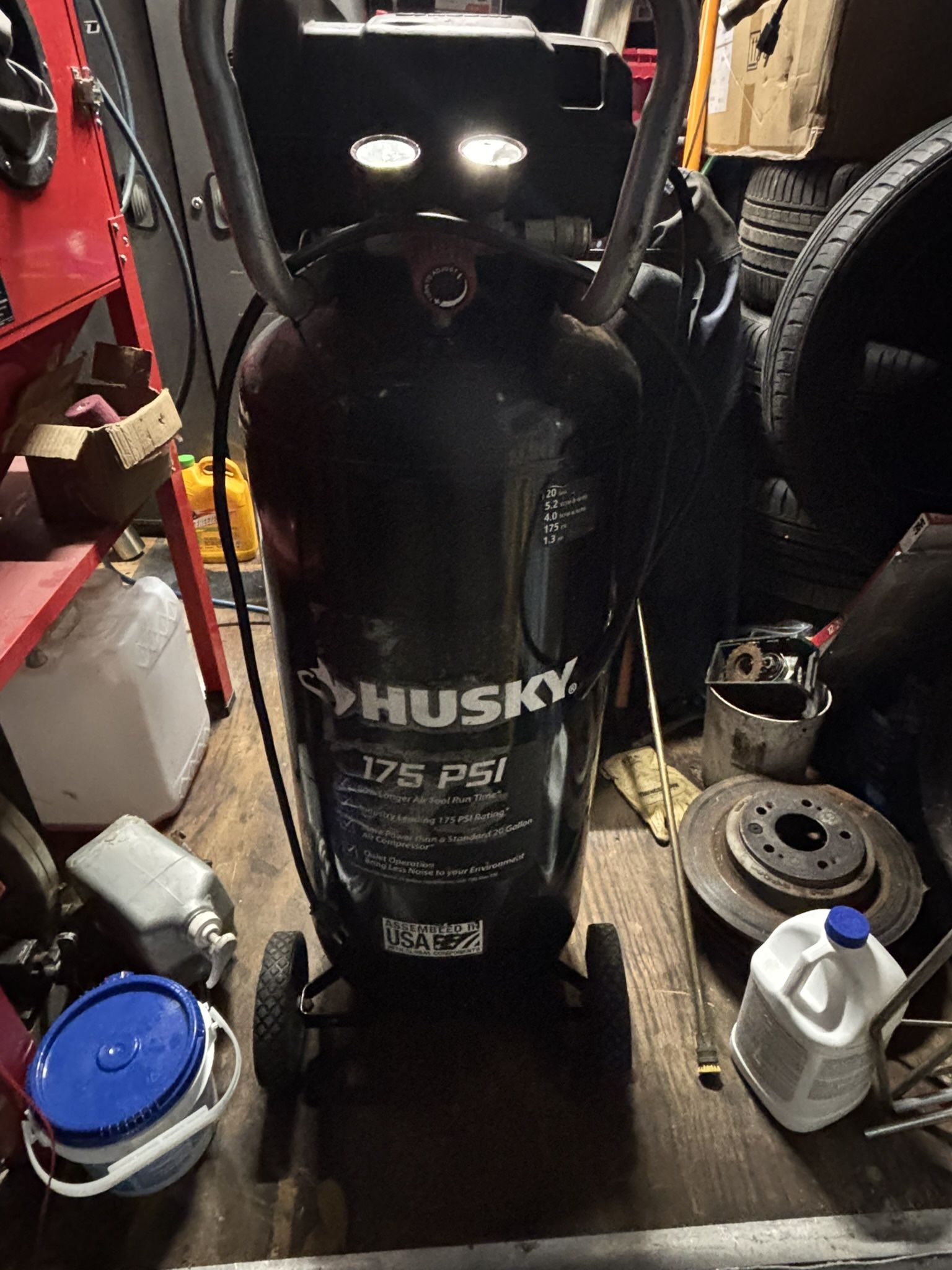  Husky 20 gal 175 PSI Portable Air Compressor
