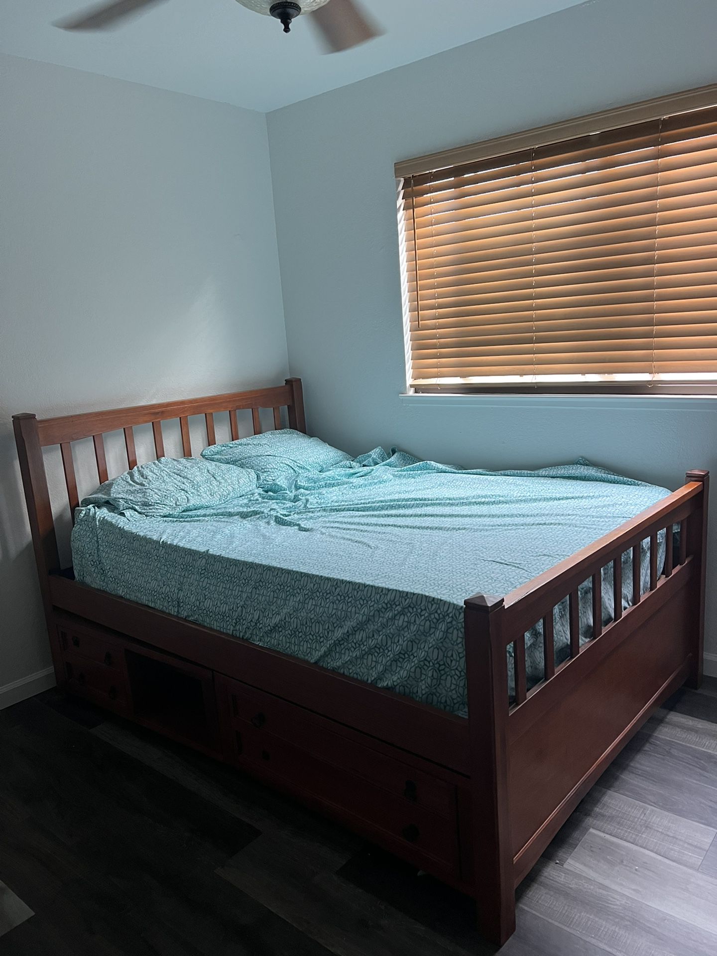 Full size bed with mattress & storage drawers
