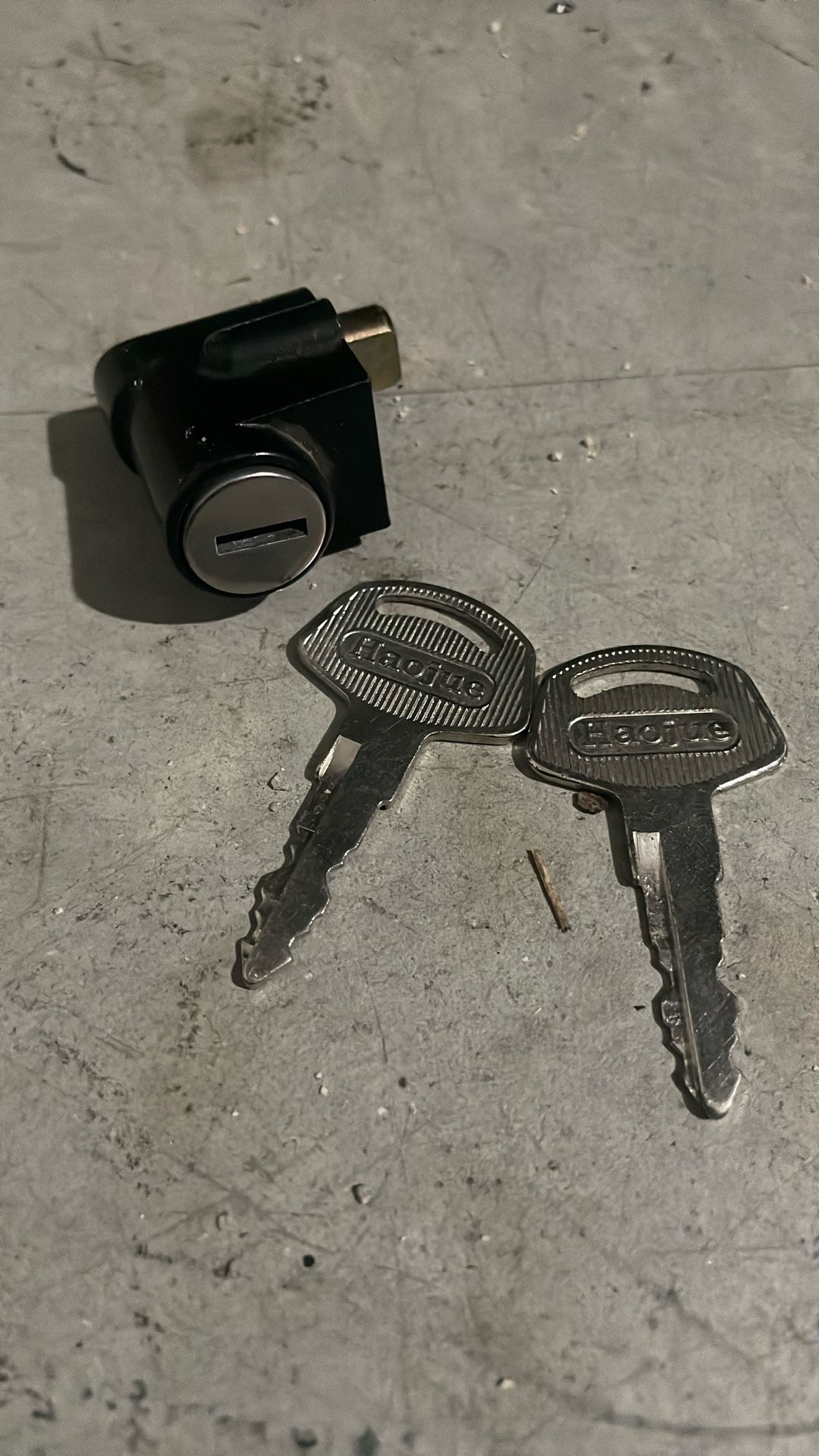 Talaria / Surron Steer Fork Lockout