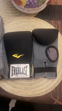 HEAVY BAG TRAINING CARDIO BOXING