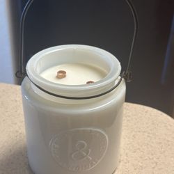 Citronella Candle In Container With Handle