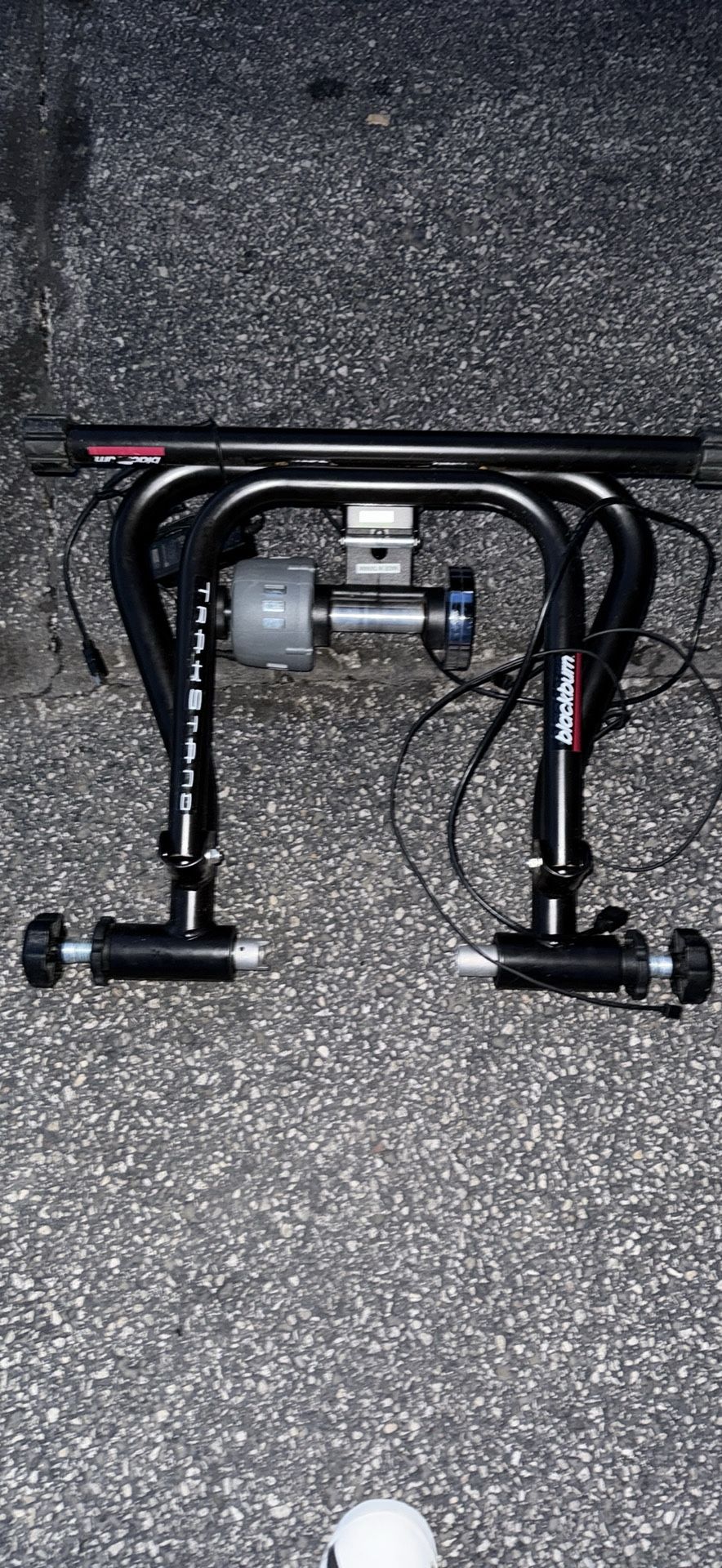 🔥 Blackburn TrakStand Indoor Outdoor Folding Bike Trainer Magnetic Resistance.