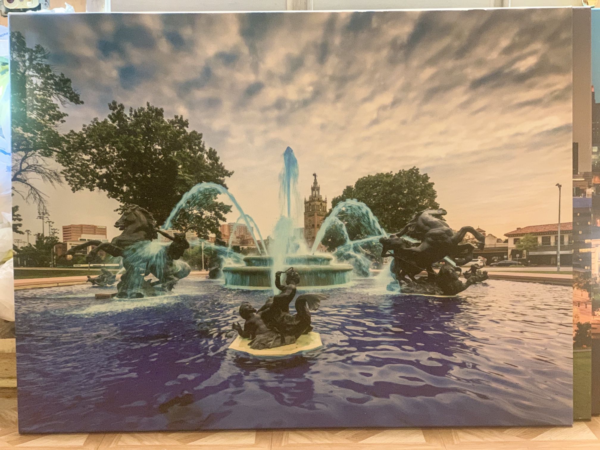Art- Kansas City Plaza Fountain 
