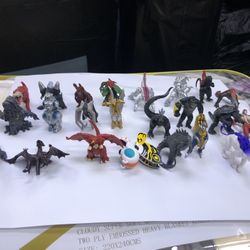 24 Pcs Godzilla Mini Figures