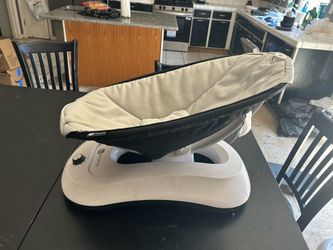Automatic Baby Rocker
