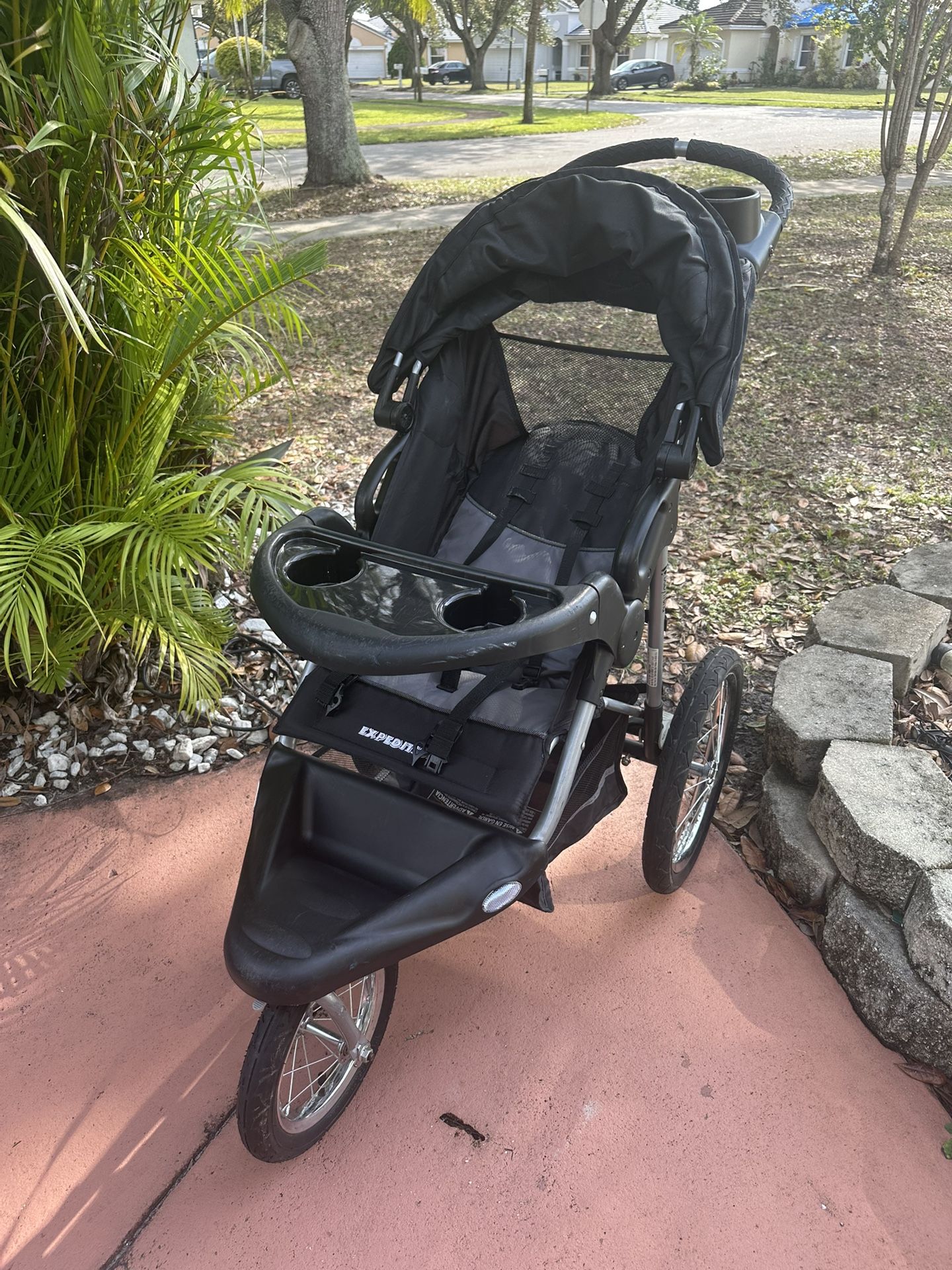 BabyTrend 3 Wheels Stroller OFFERS WELCOME