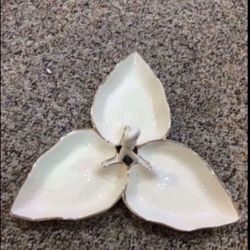 Lenox - NEW - 3 Part Leaf Server 