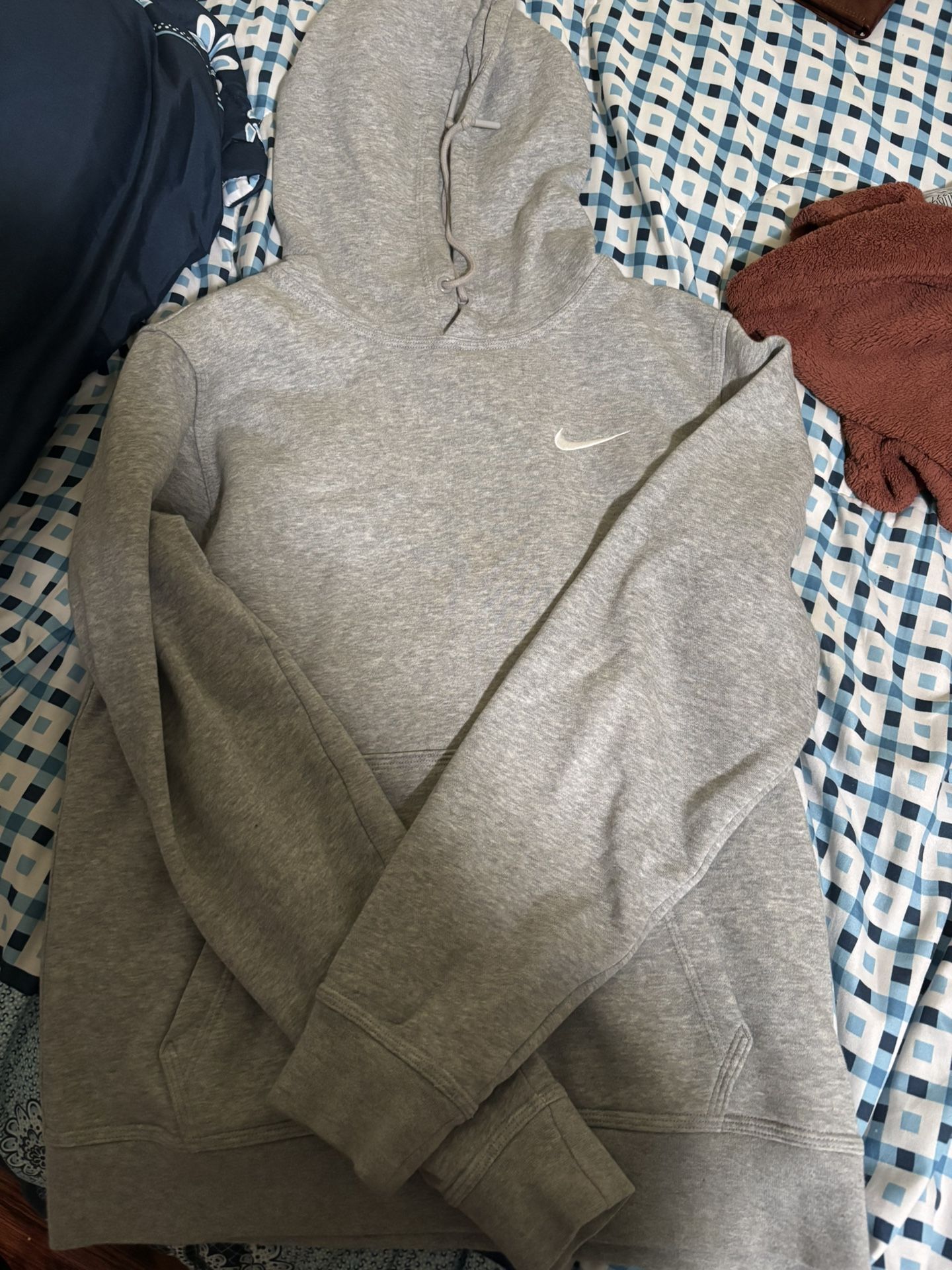 Nike Hoodie (Small Men’s)