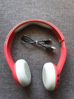 Skullcandy Uproar Wireless Bluetooth Headphone - Red
